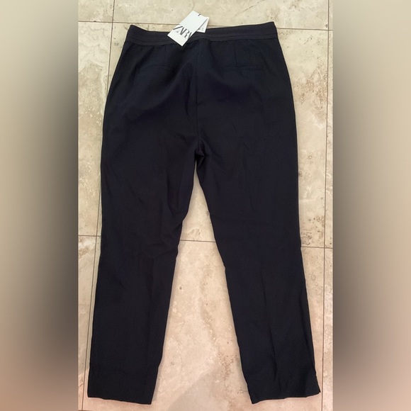 ZARA ● Jogger Waist Black Dress Pants - Picture 2 of 3